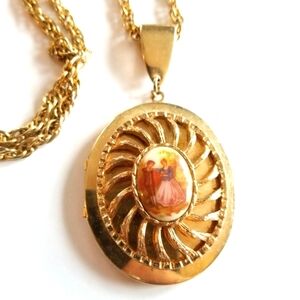 Vintage locket necklace Fragonard lovers gold tone chunky victorian revival